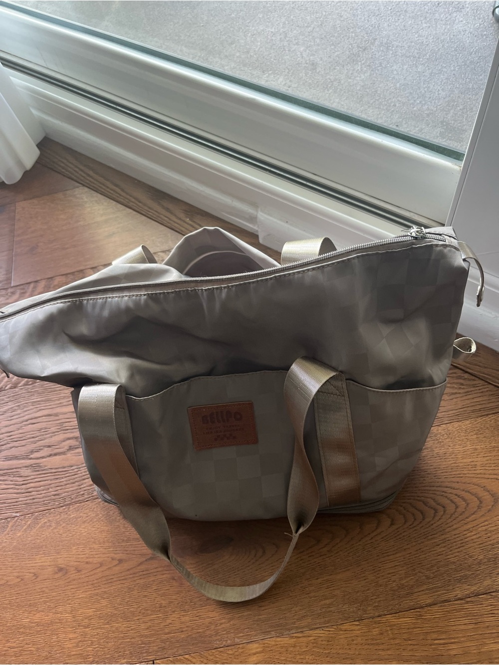 Taupe Checkered travel Bag - Neutral Carryon